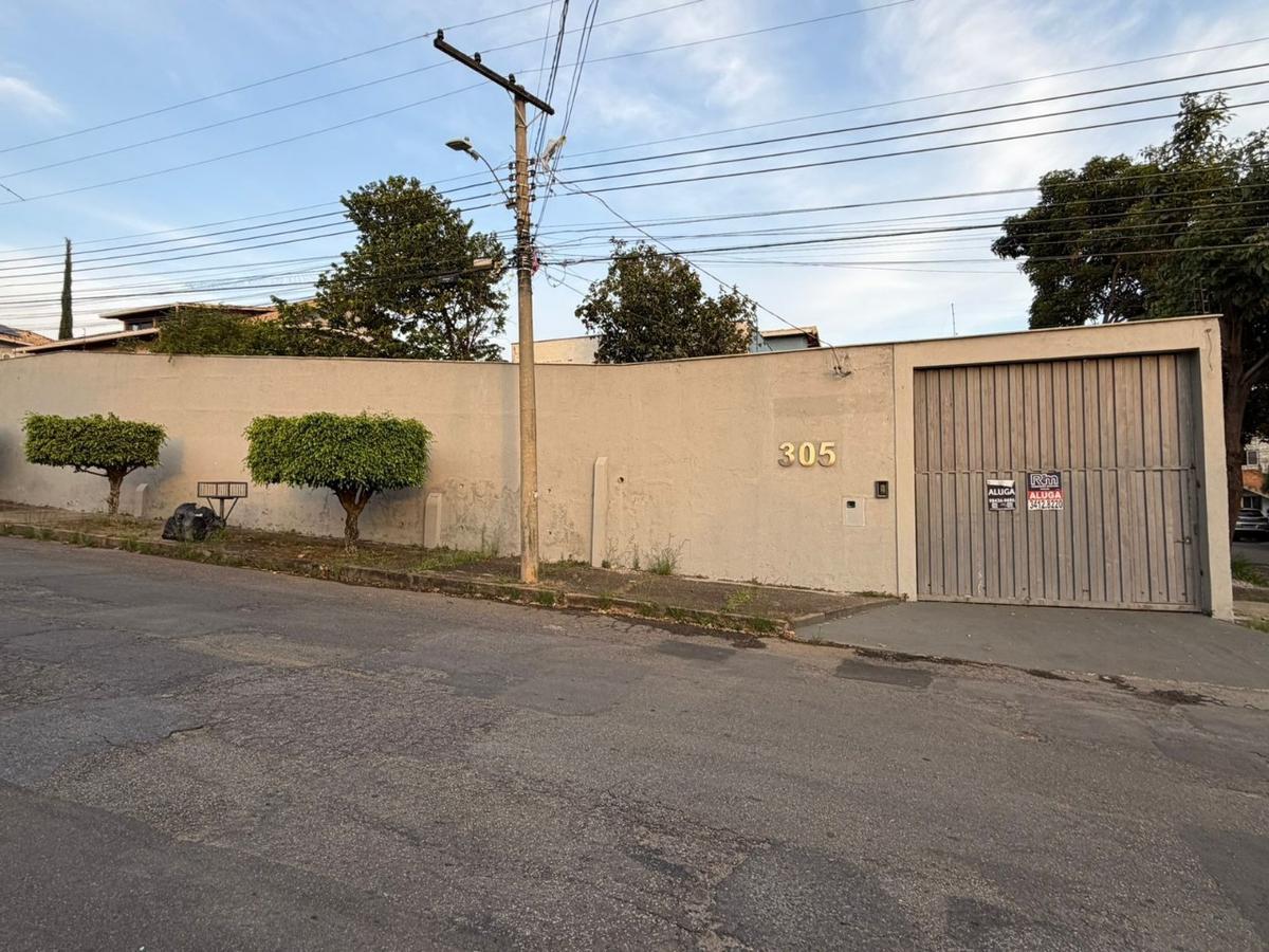 Galpão, Bandeirantes (pampulha), 0 Quarto, 6 Vagas