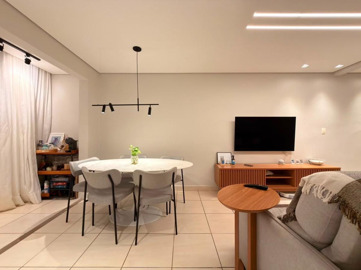Apartamento, Santa Mônica, 2 Quartos, 1 Vaga