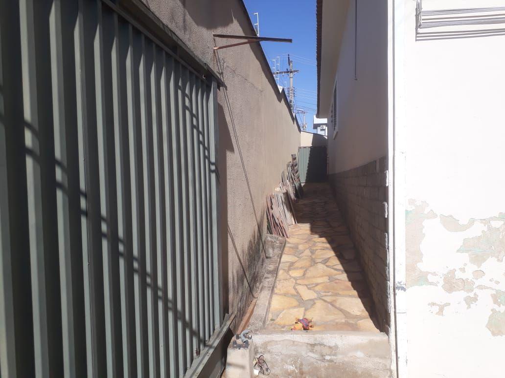 Casa, Parque São José, 3 Quartos, 51 Vagas, 1 Suíte
