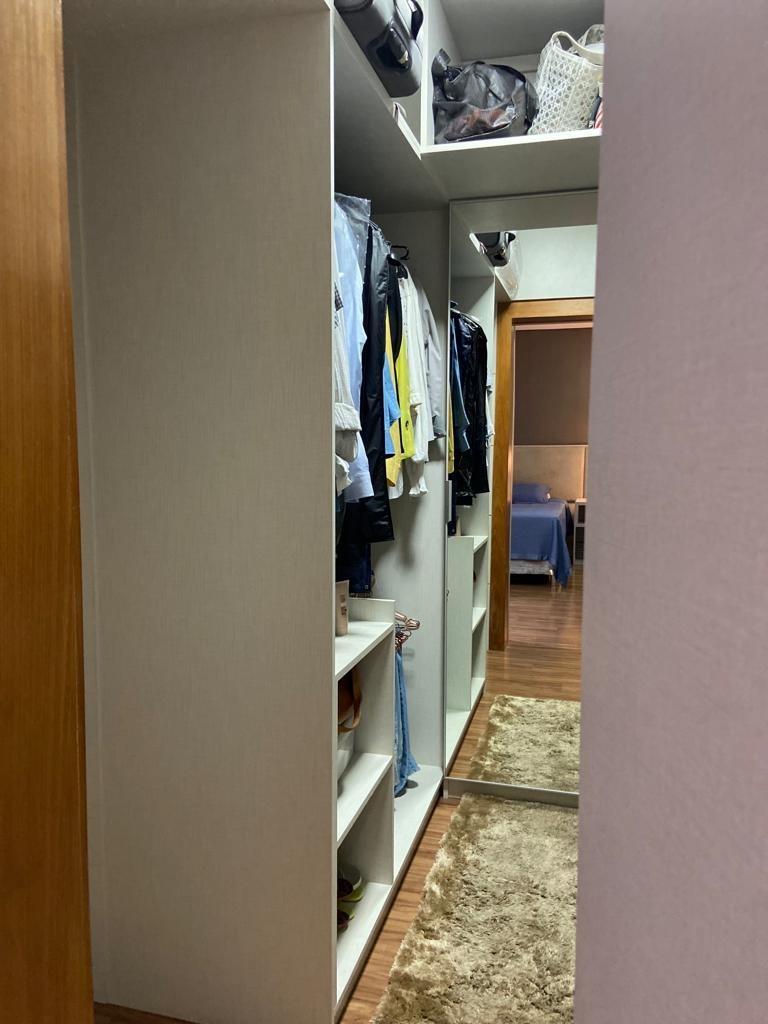 Casa, Centro, 4 Quartos, 1 Vaga, 4 Suítes