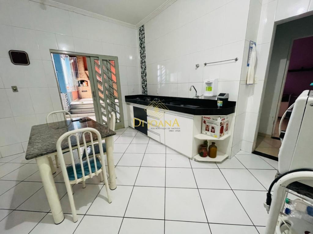 Casa, Filadélfia, 4 Quartos, 4 Vagas, 2 Suítes