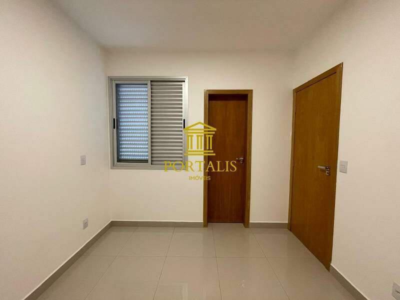 Apartamento, Vila Paris, 2 Quartos, 2 Vagas, 2 Suítes