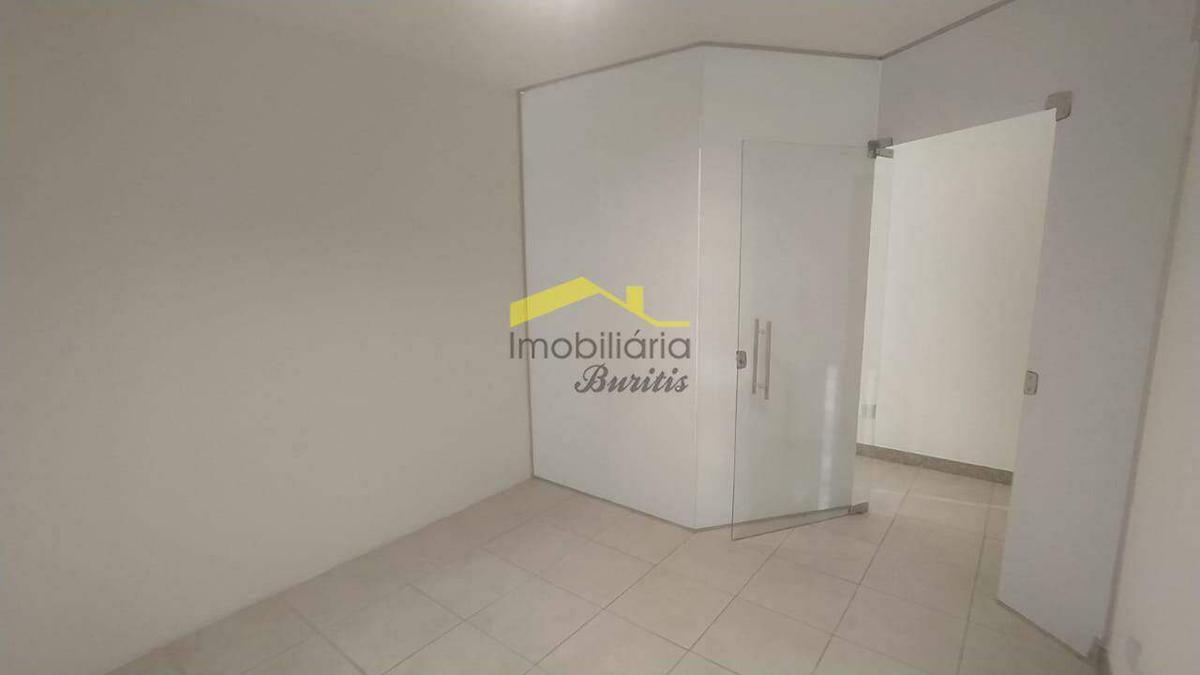 Sala, Estoril, 1 Vaga