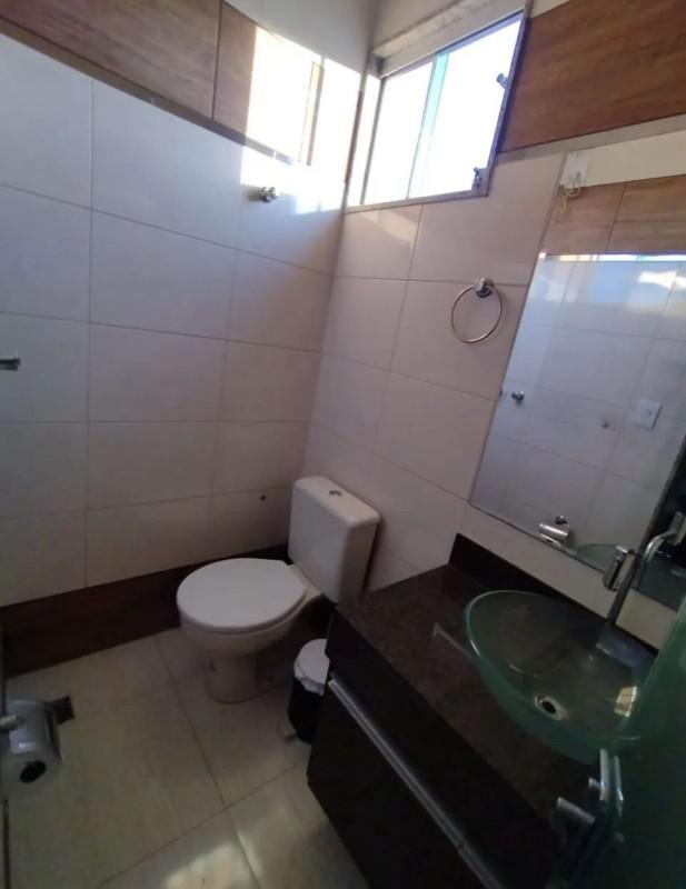 Casa, Barreiro, 4 Quartos, 4 Vagas, 1 Suíte