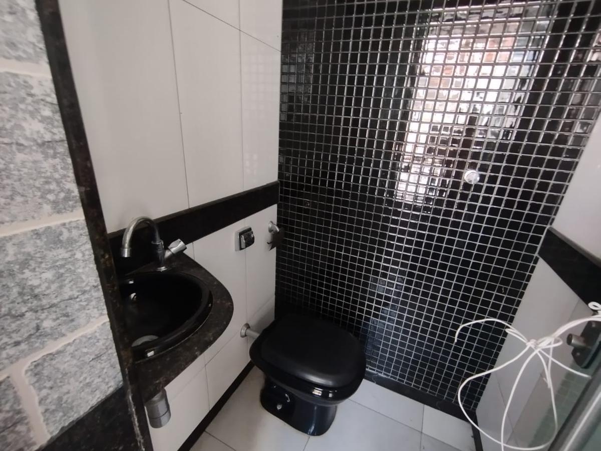 Casa, Sagrada Família, 4 Quartos, 5 Vagas, 1 Suíte