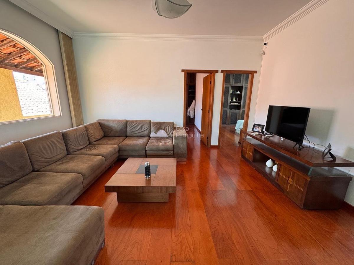 Casa, Itapoã, 4 Quartos, 8 Vagas, 3 Suítes