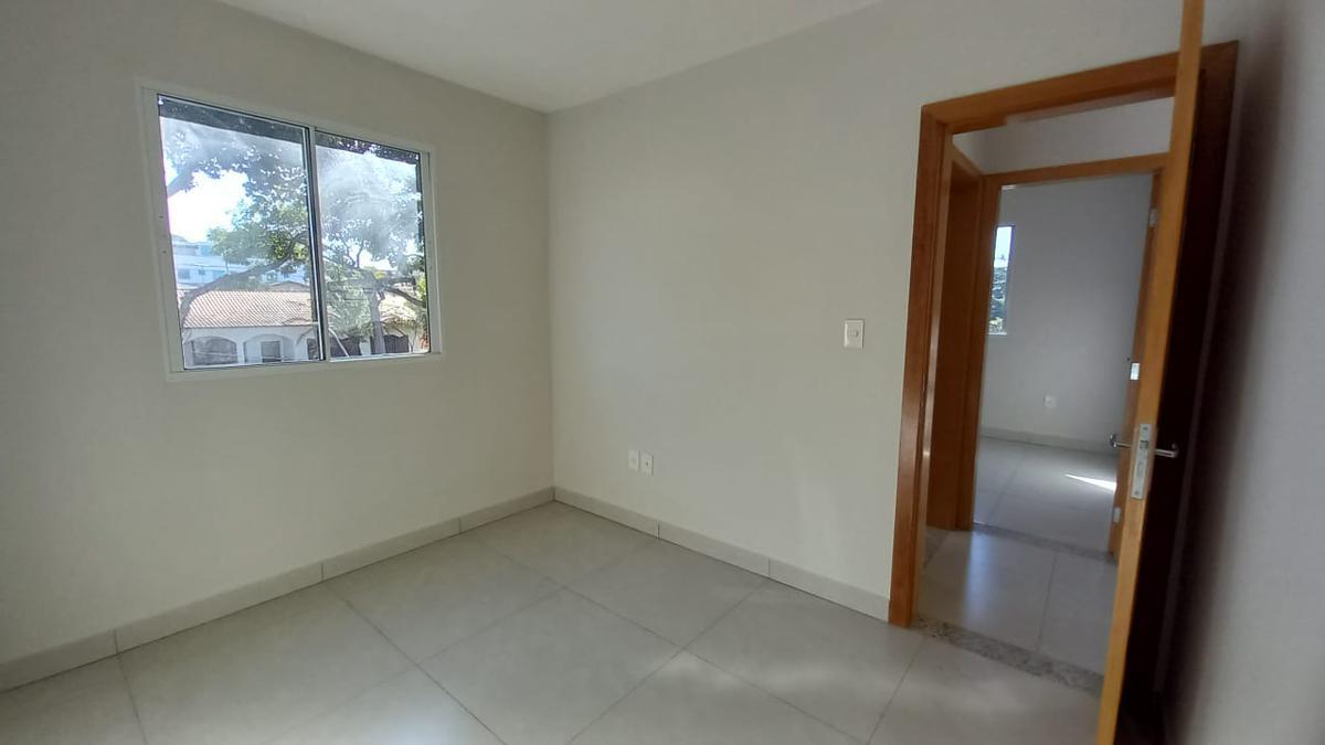 Apartamento, Santa Mônica, 2 Quartos, 1 Vaga