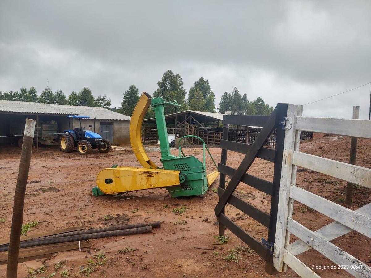 Fazenda, Centro, 3 Quartos, 4 Vagas, 1 Suíte