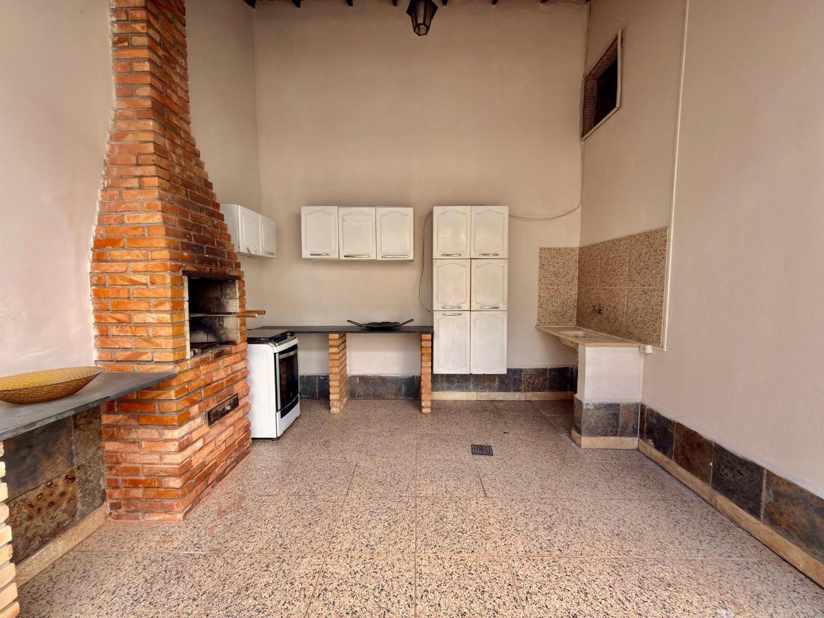 Casa, Jardim Leblon, 4 Quartos, 4 Vagas, 1 Suíte