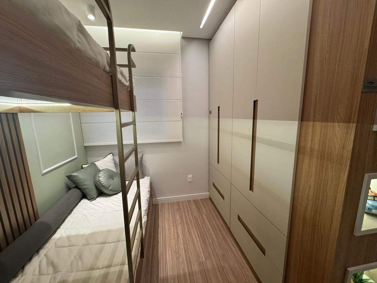 Apartamento, Estoril, 3 Quartos, 2 Vagas, 1 Suíte