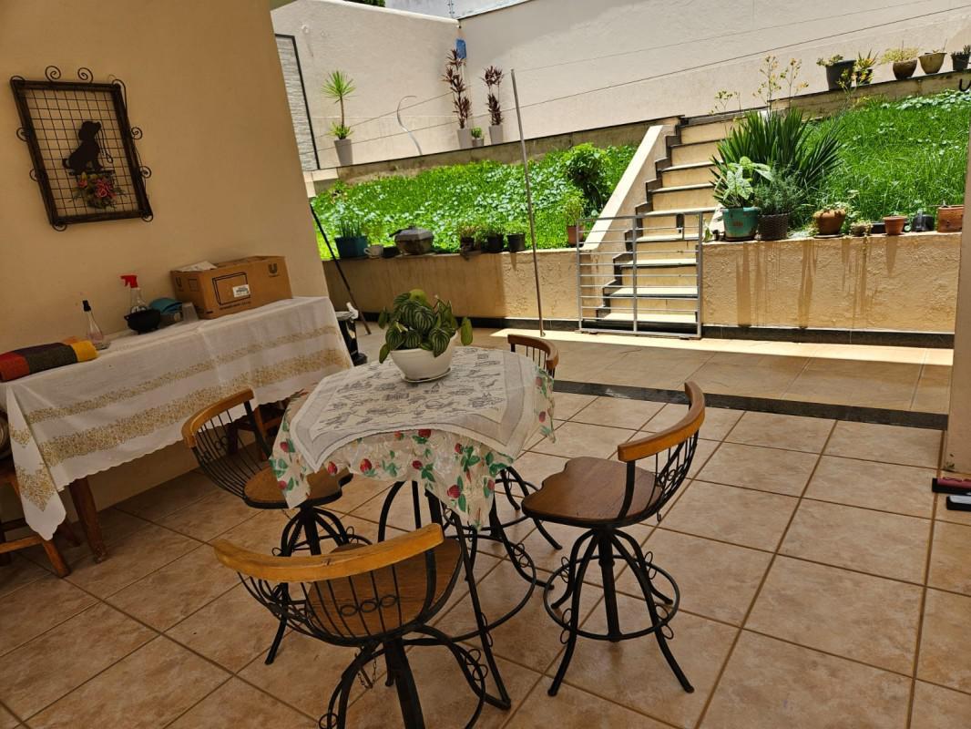 Casa, Fernão Dias, 4 Quartos, 4 Vagas, 1 Suíte