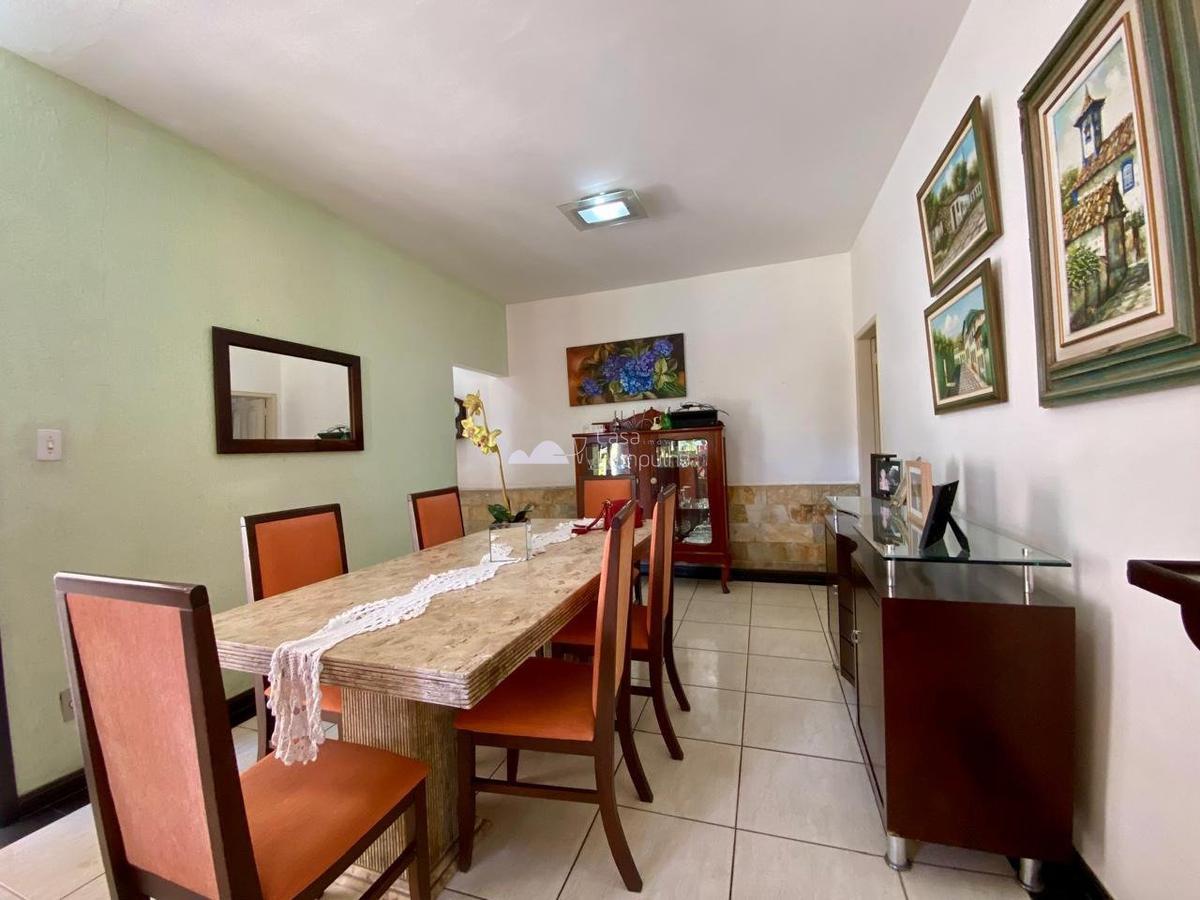 Casa, Itapoã, 3 Quartos, 4 Vagas, 1 Suíte