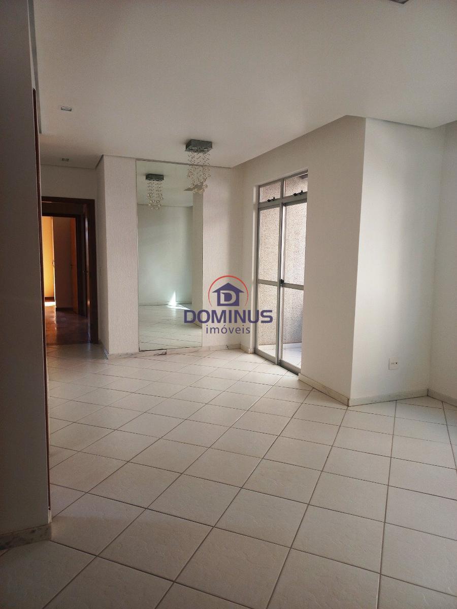Apartamento, Sagrada Família, 3 Quartos, 2 Vagas, 1 Suíte