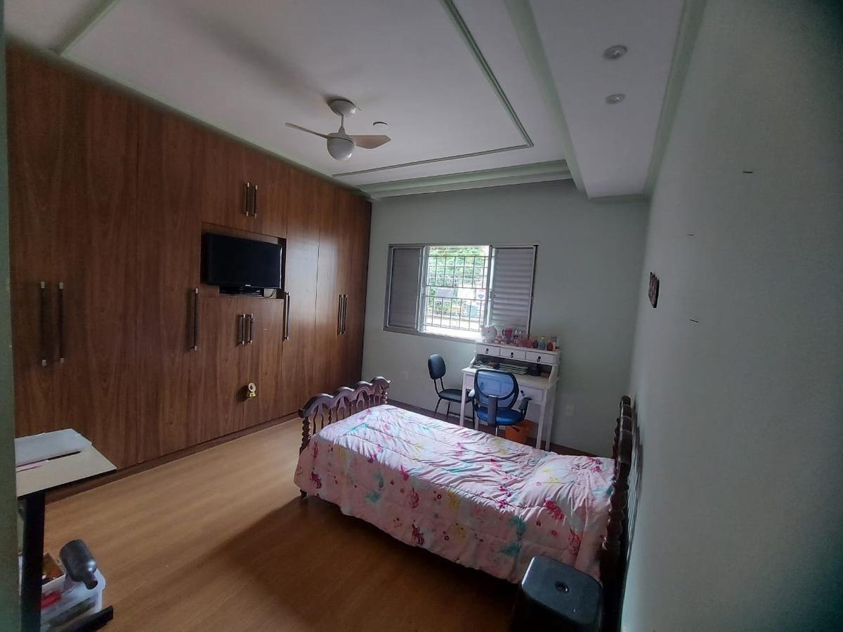 Casa, Nova Floresta, 6 Quartos, 3 Vagas, 4 Suítes