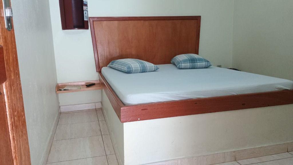 Lote, Adelmolândia, 0 Quarto, 0 Vaga