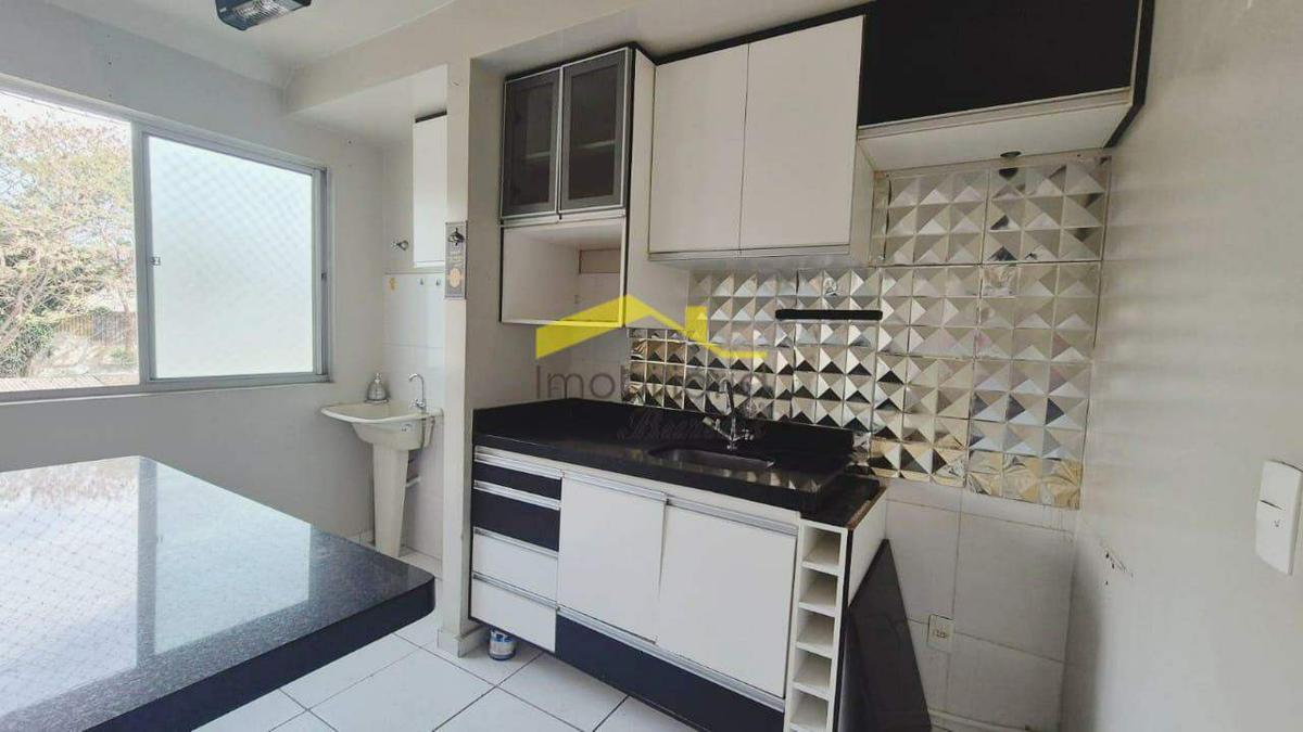 Apartamento, Cinquentenário, 2 Quartos, 1 Vaga