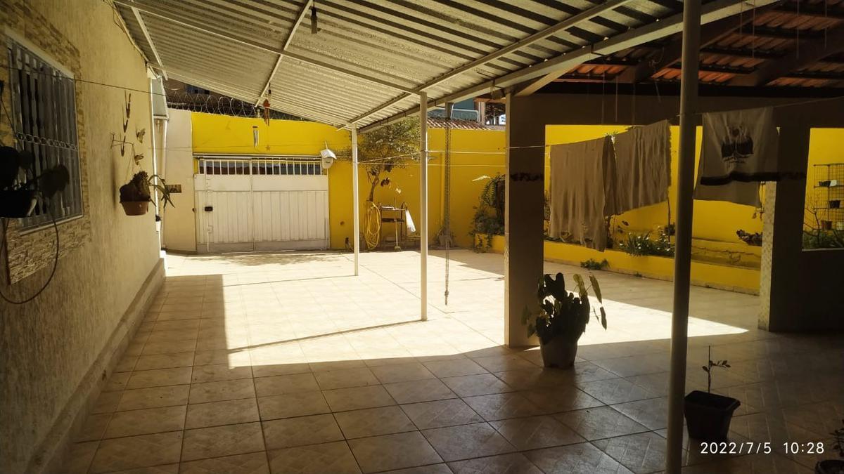 Casa, Vista Alegre, 5 Quartos, 8 Vagas, 1 Suíte