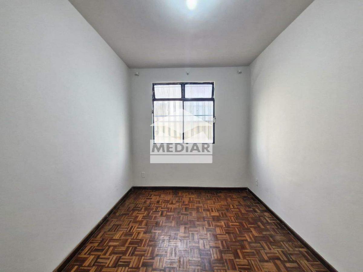 Apartamento, Cachoeirinha, 2 Quartos, 1 Vaga
