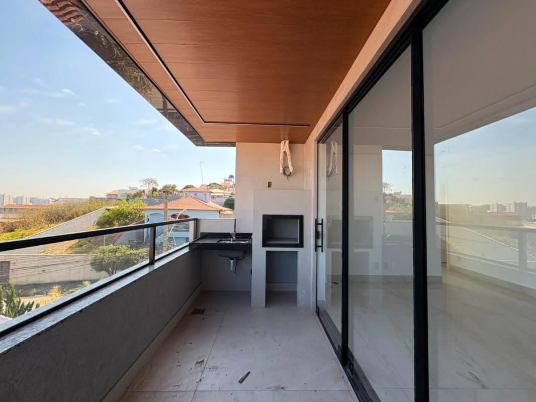 Apartamento, Jardim Riacho das Pedras, 3 Quartos, 2 Vagas, 1 Suíte
