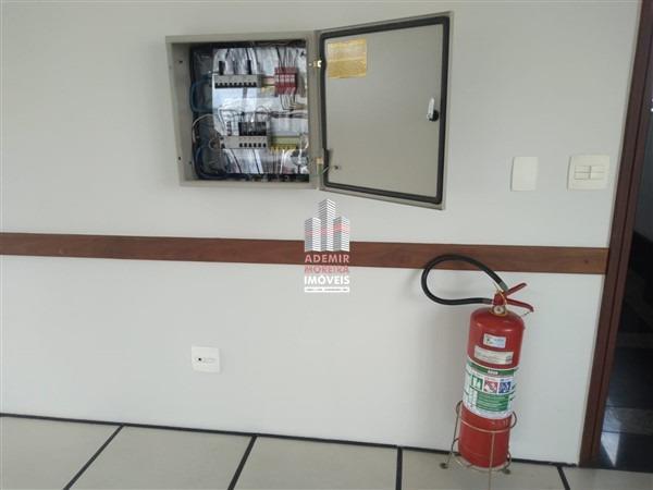 Prédio, Centro, 4 Vagas