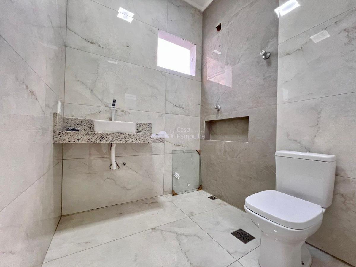 Casa, Conjunto Minascaixa, 3 Quartos, 2 Vagas, 1 Suíte