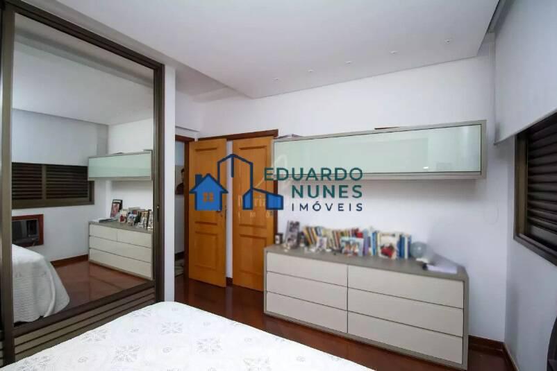 Apartamento, Funcionários, 4 Quartos, 5 Vagas, 2 Suítes