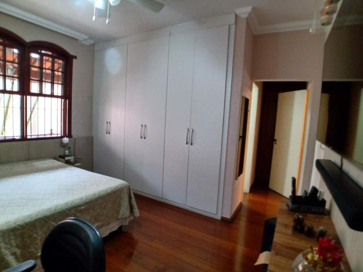 Casa, Nova Granada, 5 Quartos, 4 Vagas, 3 Suítes