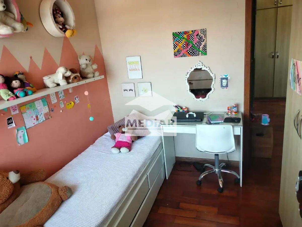 Cobertura, Santa Cruz, 3 Quartos, 2 Vagas, 1 Suíte