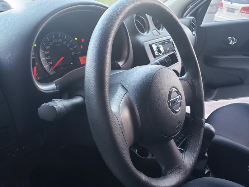 Nissan March S 1.6 16v Flex Fuel 5p