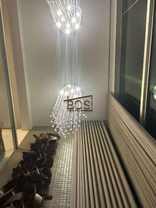 Cobertura, Funcionários, 4 Quartos, 4 Vagas, 3 Suítes