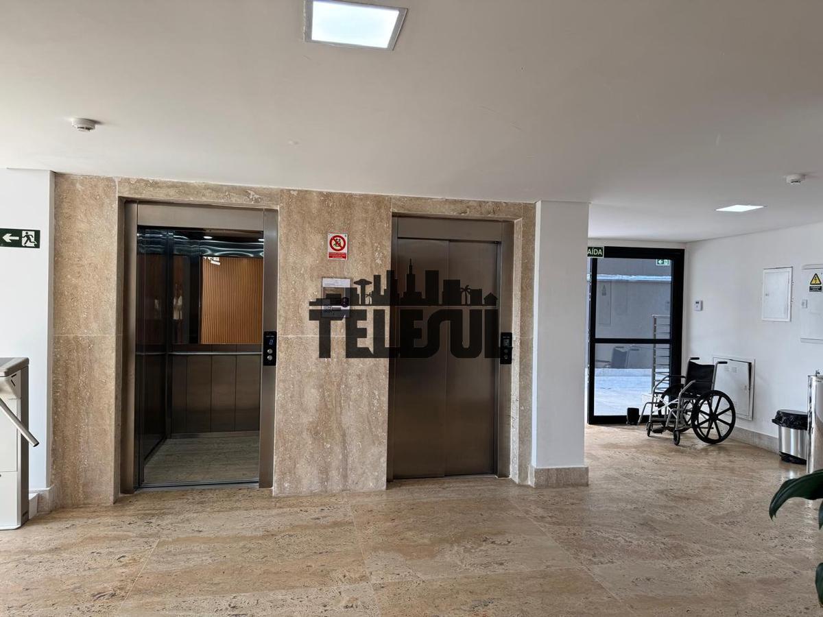 Galpão, Centro, 0 Quarto, 0 Vaga