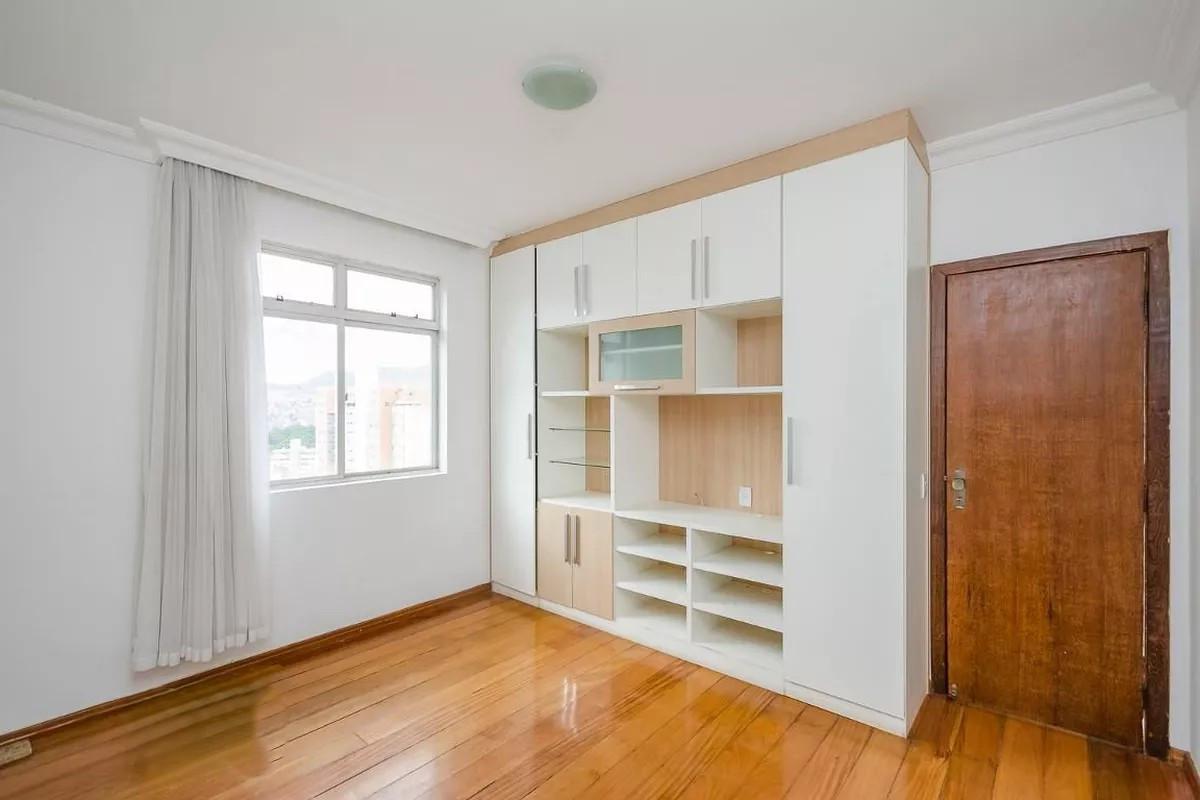 Apartamento, Luxemburgo, 3 Quartos, 1 Vaga, 1 Suíte