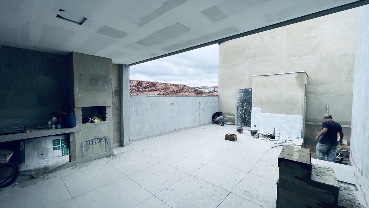 Casa, Alípio de Melo, 3 Quartos, 4 Vagas, 2 Suítes