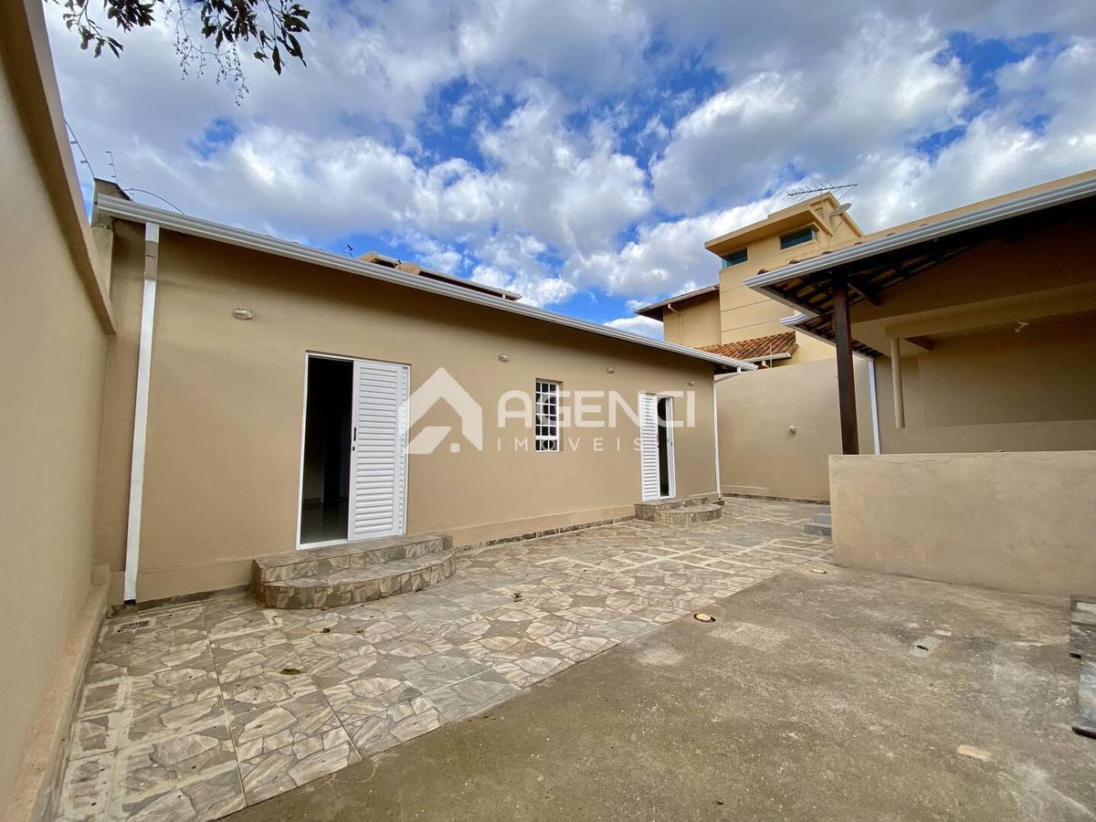 Casa, Vale do Sol, 3 Quartos, 0 Vaga, 2 Suítes