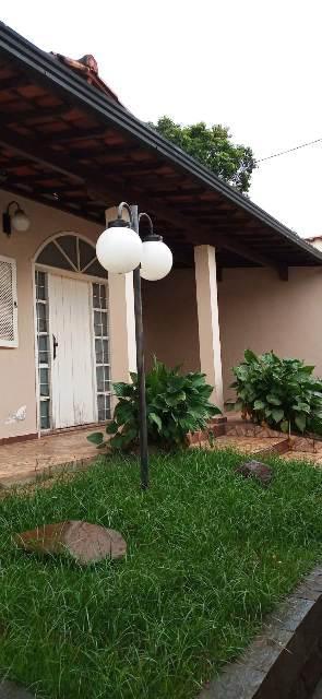 Casa, Santa Amélia, 4 Quartos, 15 Vagas, 1 Suíte