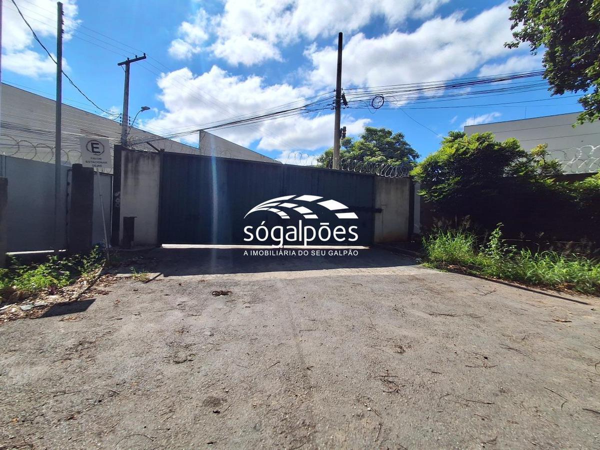 Galpão, São Francisco, 20 Vagas