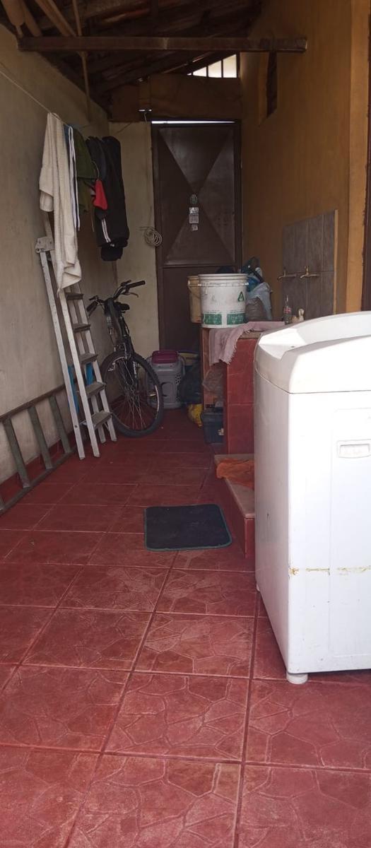 Casa, Céu Azul, 2 Quartos, 0 Vaga