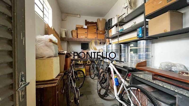Casa, Santa Terezinha, 4 Quartos, 5 Vagas, 1 Suíte