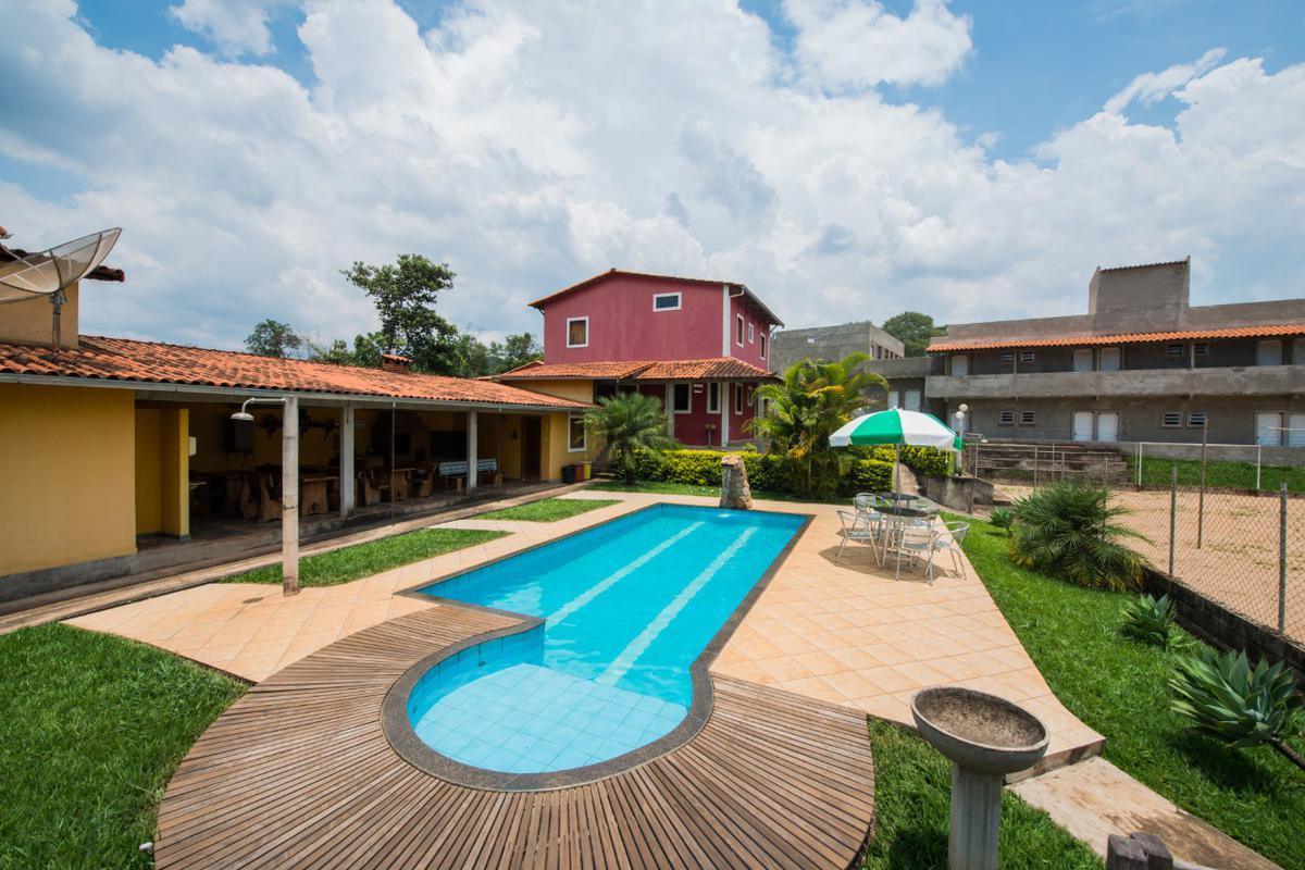 Hotel, Retiro do Chalé, 4 Quartos, 3 Vagas, 2 Suítes