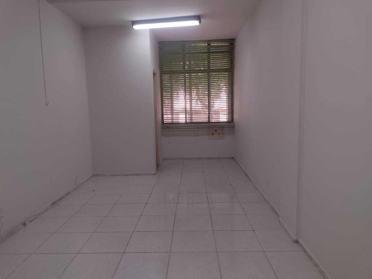 Sala, Barro Preto, 0 Quarto, 0 Vaga