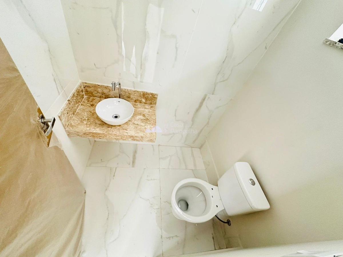 Casa, Santa Mônica, 3 Quartos, 2 Vagas, 1 Suíte