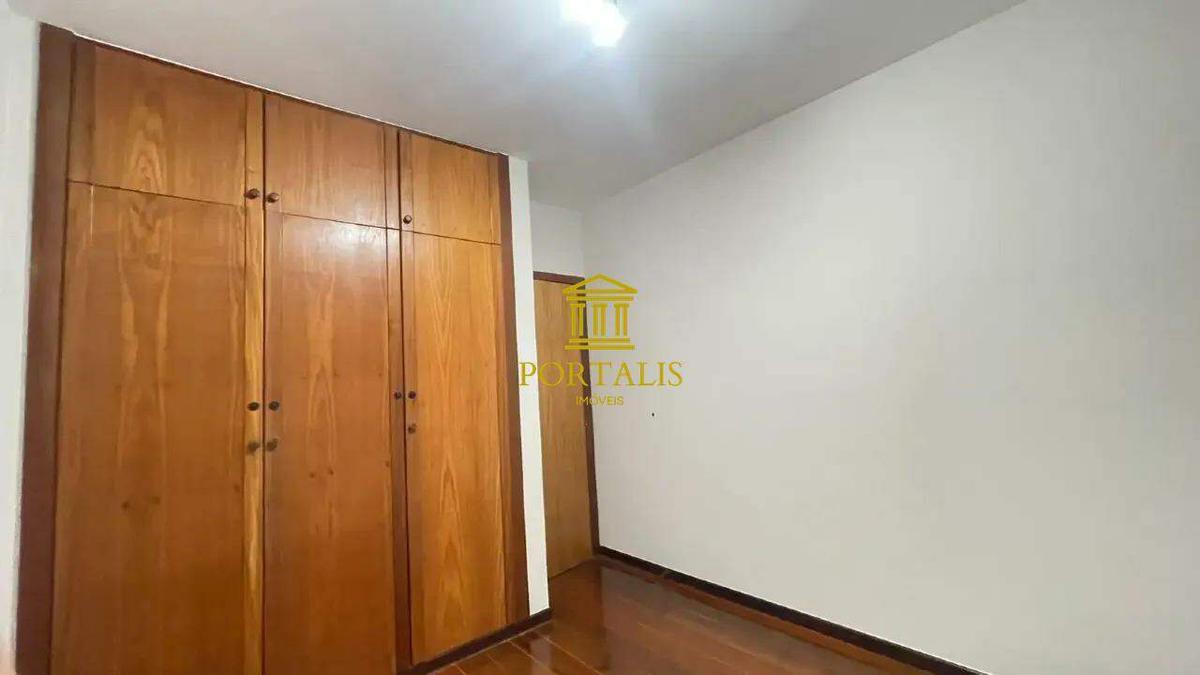 Apartamento, Funcionários, 3 Quartos, 2 Vagas, 1 Suíte