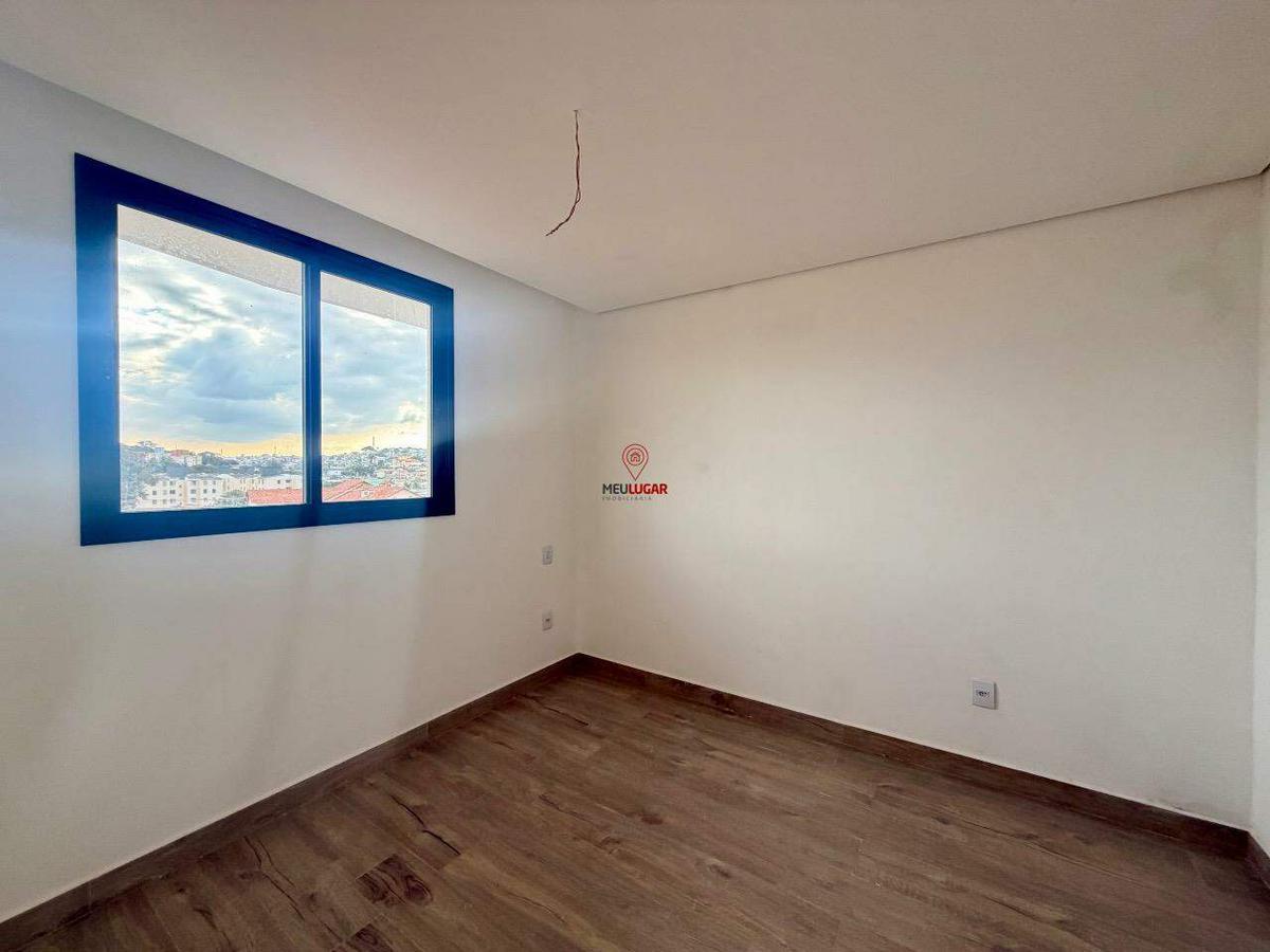 Apartamento, Diamante, 3 Quartos, 2 Vagas, 1 Suíte