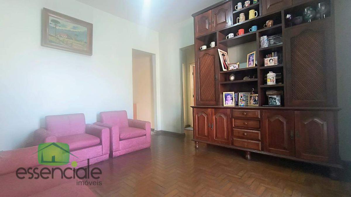 Casa, Santa Cruz Industrial, 3 Quartos, 3 Vagas, 1 Suíte