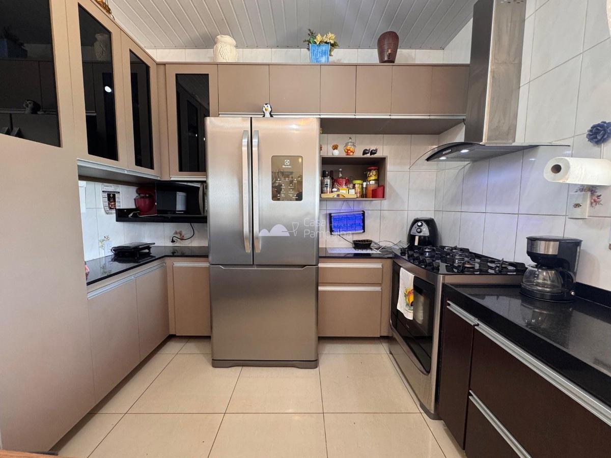 Casa, Trevo, 3 Quartos, 4 Vagas