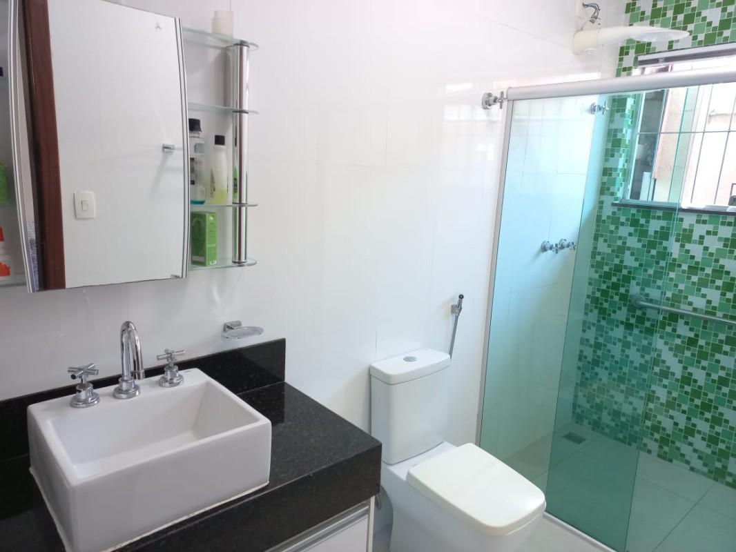 Casa, Planalto, 3 Quartos, 3 Vagas, 1 Suíte