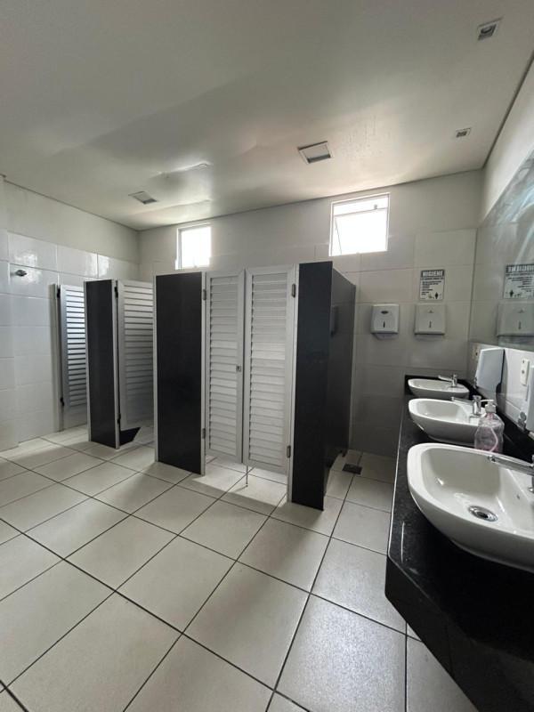 Sala, Liberdade, 0 Quarto, 3 Vagas