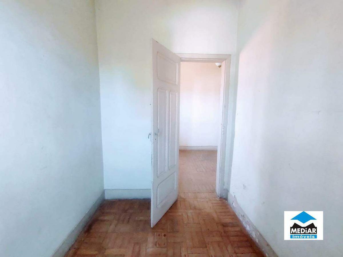 Casa, Floresta, 4 Quartos, 0 Vaga