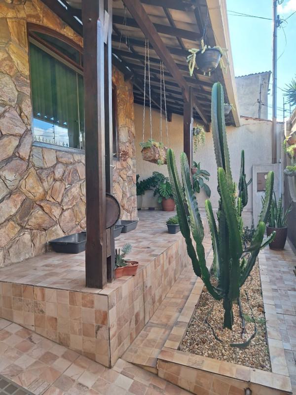 Casa, Jk, 7 Quartos, 3 Vagas, 2 Suítes