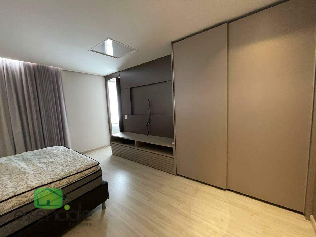 Cobertura, Eldorado, 5 Quartos, 0 Vaga, 4 Suítes